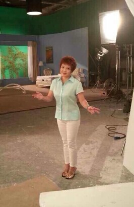 今视独家策划的赫莱舒床垫广告正式开拍